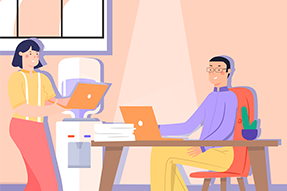 每日分享：人事外包与传统人事管理的比较