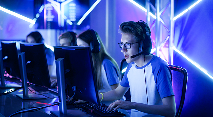 人力资源公司易币付(中国)国际专注文娱及消费品领域的顾问指出如今二次元经济已不是小众经济